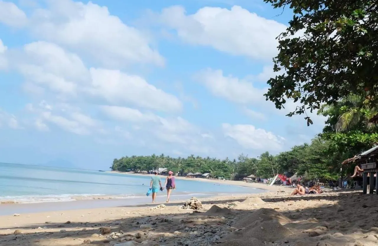 Scandinavian Beach Resort Koh Lanta Hotel