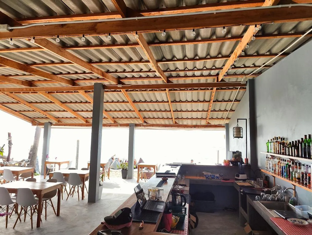 Hotel Scandinavian Beach Resort Koh Lanta Thailand