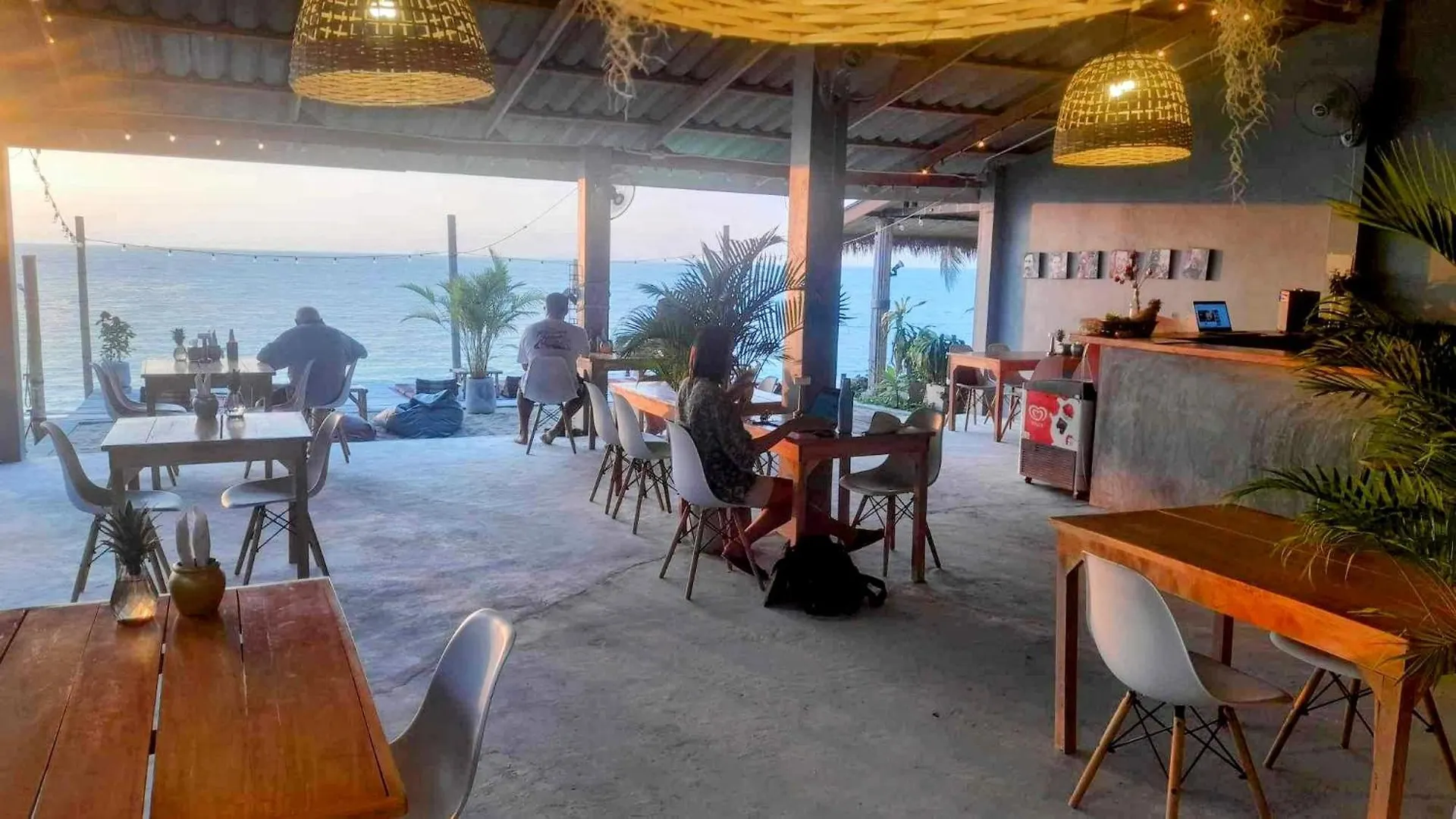 Hotel Scandinavian Beach Resort Koh Lanta