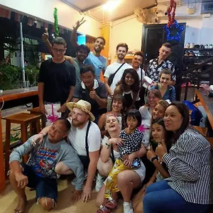 Voyagers Hostel Phi Phi Don